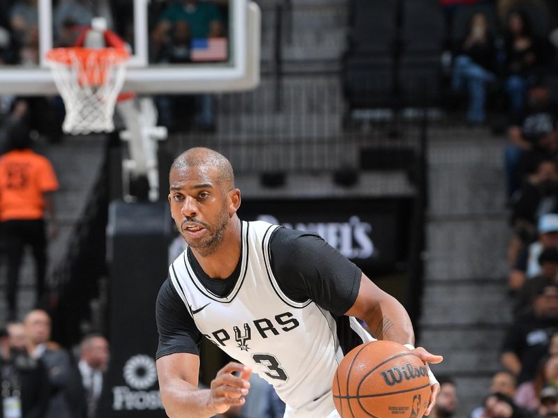 SAN ANTONIO, TX - MARCH 4: Chris Paul #3 of the San Antonio Spurs handles the ball during the game against the Brooklyn Nets on March 4, 2025 at the Frost Bank Center in San Antonio, Texas. NOTE TO USER: User expressly acknowledges and agrees that, by downloading and or using this photograph, user is consenting to the terms and conditions of the Getty Images License Agreement. Mandatory Copyright Notice: Copyright 2025 NBAE (Photos by Michael Gonzales/NBAE via Getty Images)