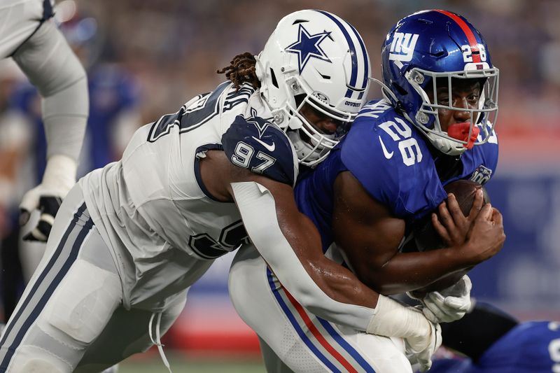 Dallas Cowboys Edge Out New York Giants in a Close Encounter at MetLife Stadium