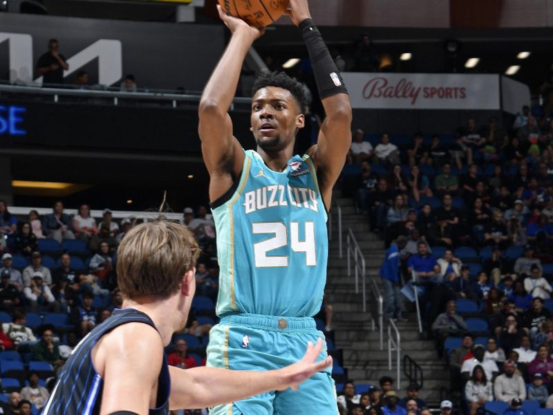 ORLANDO, FL - MARCH 19: Brandon Miller #24 of the Charlotte Hornets shoots the ball during the game against the Orlando Magic on March 19, 2024 at the Kia Center in Orlando, Florida. NOTE TO USER: User expressly acknowledges and agrees that, by downloading and or using this photograph, User is consenting to the terms and conditions of the Getty Images License Agreement. Mandatory Copyright Notice: Copyright 2024 NBAE (Photo by Fernando Medina/NBAE via Getty Images)