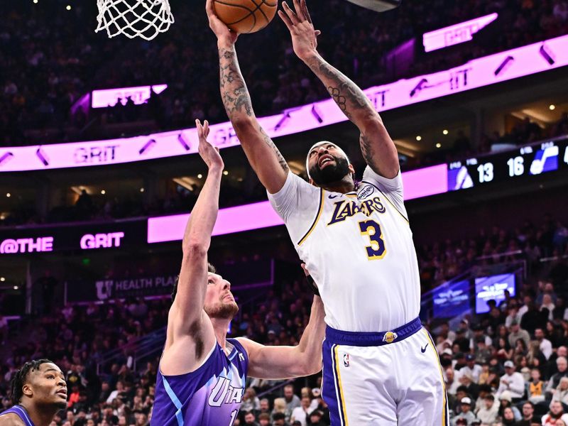 SALT LAKE CITY, UT - DECEMBER 1: Anthony Davis #3 of the Los Angeles Lakers drives to the basket during the game against the Utah Jazz on December 1, 2024 at Delta Center in Salt Lake City, Utah. NOTE TO USER: User expressly acknowledges and agrees that, by downloading and or using this Photograph, User is consenting to the terms and conditions of the Getty Images License Agreement. Mandatory Copyright Notice: Copyright 2024 NBAE (Photo by Jamie Sabau/NBAE via Getty Images)