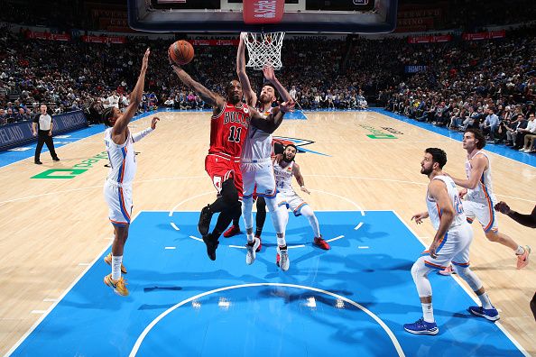 OKLAHOMA CITY, OK - NOVEMBER 22:  DeMar DeRozan #11 of the Chicago Bulls drives to the basket during the game against the Oklahoma City Thunder on November 22, 2023 at Paycom Arena in Oklahoma City, Oklahoma. NOTE TO USER: User expressly acknowledges and agrees that, by downloading and or using this photograph, User is consenting to the terms and conditions of the Getty Images License Agreement. Mandatory Copyright Notice: Copyright 2023 NBAE (Photo by Zach Beeker/NBAE via Getty Images)