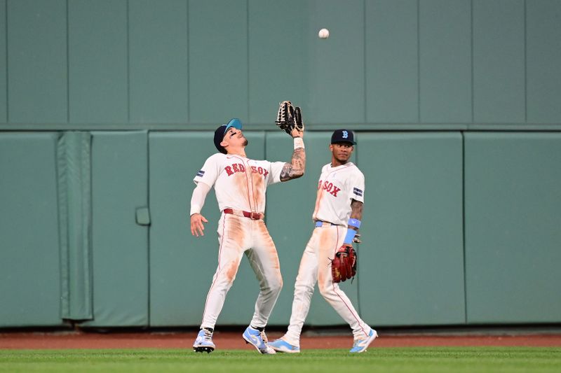 Jun 16, 2024; Boston, Massachusetts, USA; Boston Red Sox left fielder Jarren Duran (16) makes a catch for an out during the ninth inning against the New York Yankees at Fenway Park. Mandatory Credit: Eric Canha-USA TODAY Sports