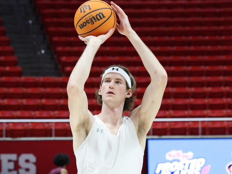 Feb 10, 2024; Salt Lake City, Utah, USA; Utah Utes center Branden Carlson (35) warms up before the game against the Arizona State Sun Devils at Jon M. Huntsman Center. Mandatory Credit: Rob Gray-USA TODAY Sports