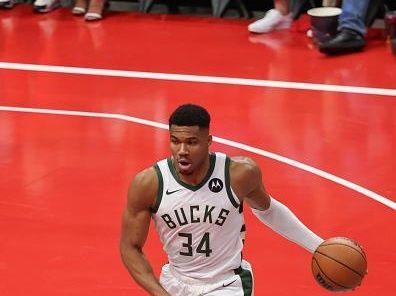 MIAMI, FL - NOVEMBER 28:  Giannis Antetokounmpo #34 of the Milwaukee Bucks handles the ball during the game  In-Season Tournament on November 28, 2023 at Miami-Dade Arena in Miami, Florida. NOTE TO USER: User expressly acknowledges and agrees that, by downloading and or using this Photograph, user is consenting to the terms and conditions of the Getty Images License Agreement. Mandatory Copyright Notice: Copyright 2023 NBAE (Photo by Robby Illanes/NBAE via Getty Images)