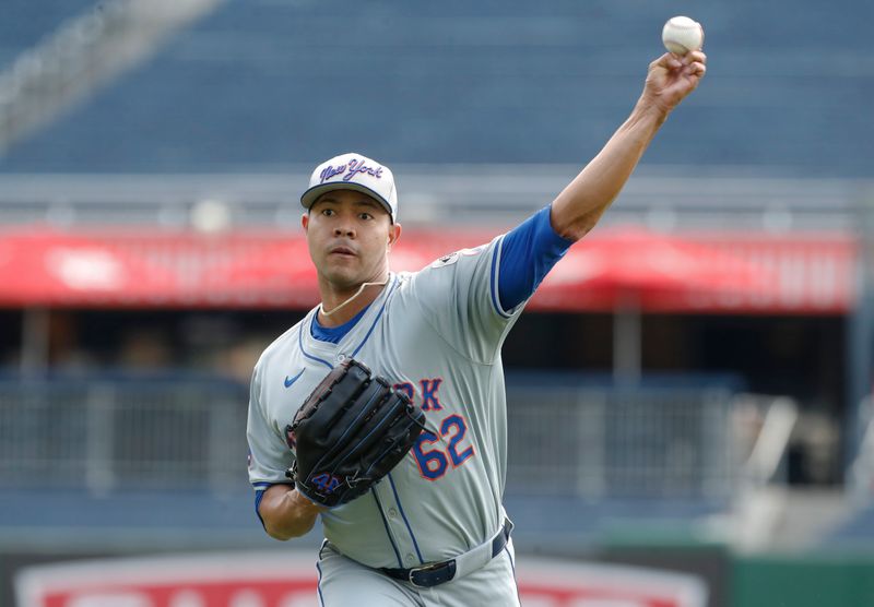 Jul 7, 2024; Pittsburgh, Pennsylvania, USA;  New York Mets pitcher Jose Quintana (62) throws in the outfield before a game against the Pittsburgh Pirates at PNC Park. Mandatory Credit: Charles LeClaire-USA TODAY Sports