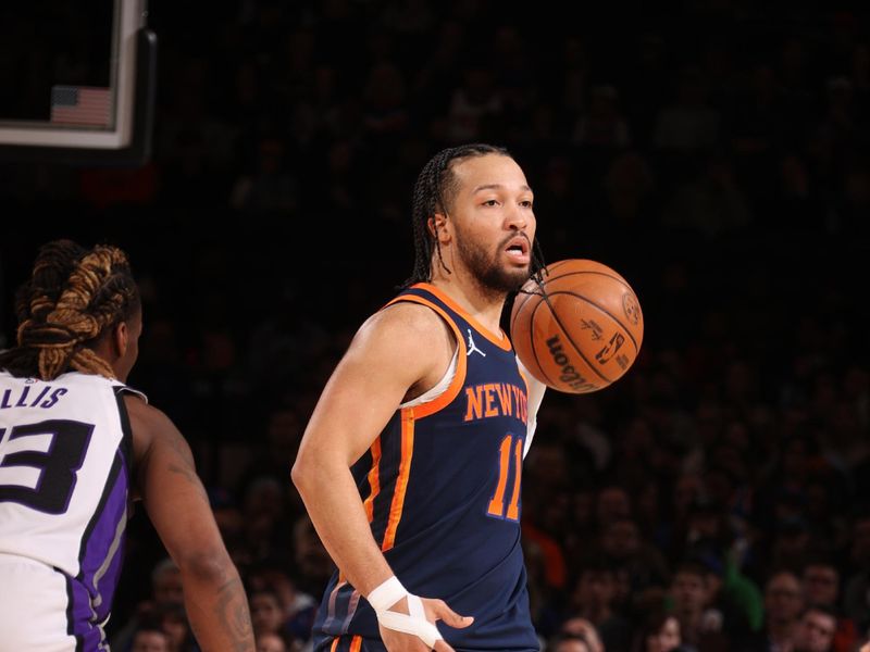 NEW YORK, NY - APRIL 4: Jalen Brunson #11 of the New York Knicks dribbles the ball during the game against the Sacramento Kings on April 4, 2024 at Madison Square Garden in New York City, New York.  NOTE TO USER: User expressly acknowledges and agrees that, by downloading and or using this photograph, User is consenting to the terms and conditions of the Getty Images License Agreement. Mandatory Copyright Notice: Copyright 2024 NBAE  (Photo by Nathaniel S. Butler/NBAE via Getty Images)