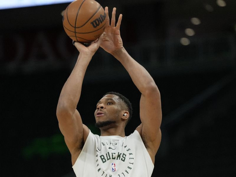 MILWAUKEE, WISCONSIN - JANUARY 08: Giannis Antetokounmpo #34 of the Milwaukee Bucks warms up before a game against the San Antonio Spurs at Fiserv Forum on January 08, 2025 in Milwaukee, Wisconsin. NOTE TO USER: User expressly acknowledges and agrees that, by downloading and or using this photograph, User is consenting to the terms and conditions of the Getty Images License Agreement. (Photo by Patrick McDermott/Getty Images)