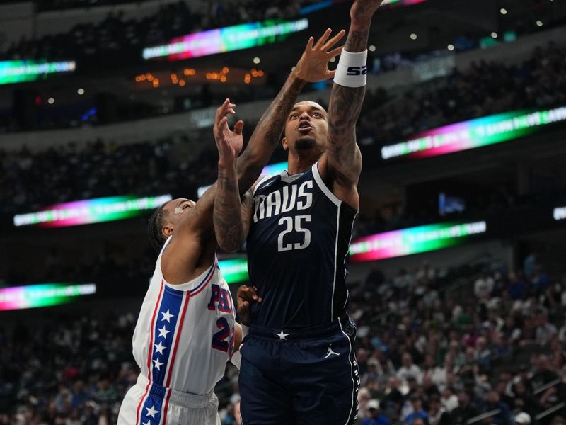 DALLAS, TX - MARCH 16: P.J Washington #25 of the Dallas Mavericks drives to the basket during the game against the Philadelphia 76ers on March 16, 2025 at American Airlines Center in Dallas, Texas. NOTE TO USER: User expressly acknowledges and agrees that, by downloading and or using this photograph, User is consenting to the terms and conditions of the Getty Images License Agreement. Mandatory Copyright Notice: Copyright 2025 NBAE (Photo by Glenn James/NBAE via Getty Images)