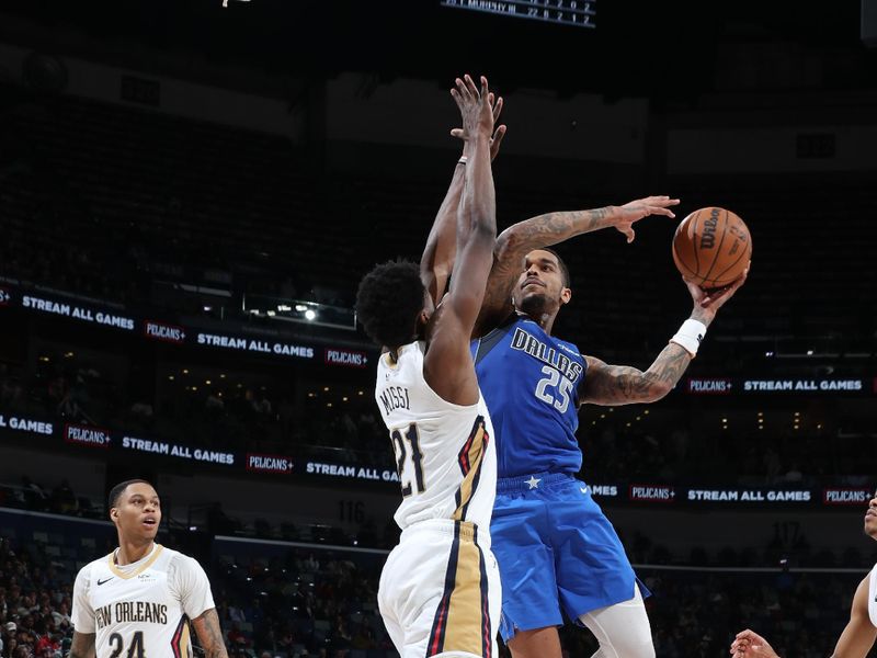 NEW ORLEANS, LA - JANUARY 15:  P.J Washington #25 of the Dallas Mavericks drives to the basket during the game on January 15, 2025 at the Smoothie King Center in New Orleans, Louisiana. NOTE TO USER: User expressly acknowledges and agrees that, by downloading and or using this Photograph, user is consenting to the terms and conditions of the Getty Images License Agreement. Mandatory Copyright Notice: Copyright 2025 NBAE (Photo by Layne Murdoch Jr./NBAE via Getty Images)