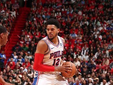 MIAMI, FL - DECEMBER 25:  Tobias Harris #12 of the Philadelphia 76ers handles the ball during the game  on December 25, 2023 at Kaseya Center Arena in Miami, Florida. NOTE TO USER: User expressly acknowledges and agrees that, by downloading and or using this Photograph, user is consenting to the terms and conditions of the Getty Images License Agreement. Mandatory Copyright Notice: Copyright 2023 NBAE (Photo by Issac Baldizon/NBAE via Getty Images)