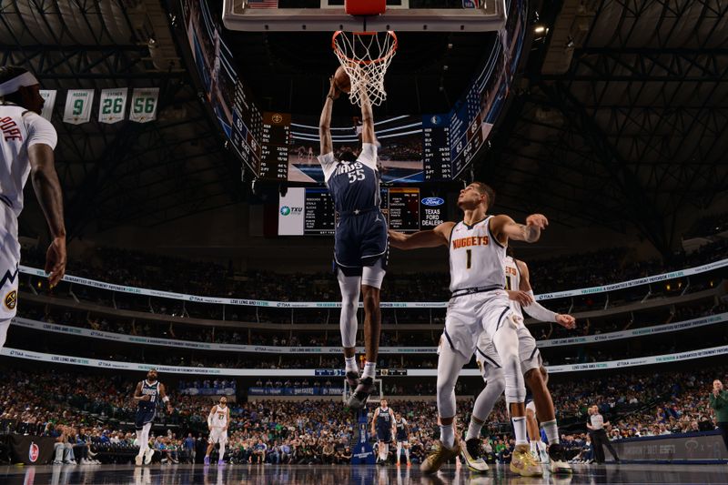 DALLAS, TX - MARCH 17: Derrick Jones Jr. #55 of the Dallas Mavericks drives to the basket during the game against the Denver Nuggets on March 17, 2024 at the American Airlines Center in Dallas, Texas. NOTE TO USER: User expressly acknowledges and agrees that, by downloading and or using this photograph, User is consenting to the terms and conditions of the Getty Images License Agreement. Mandatory Copyright Notice: Copyright 2024 NBAE (Photo by Glenn James/NBAE via Getty Images)