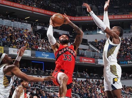 INDIANAPOLIS, IN - NOVEMBER 22: Gary Trent Jr. #33 of the Toronto Raptors drives to the basket during the game against the Indiana Pacers on November 22, 2023 at Gainbridge Fieldhouse in Indianapolis, Indiana. NOTE TO USER: User expressly acknowledges and agrees that, by downloading and or using this Photograph, user is consenting to the terms and conditions of the Getty Images License Agreement. Mandatory Copyright Notice: Copyright 2023 NBAE (Photo by Ron Hoskins/NBAE via Getty Images)