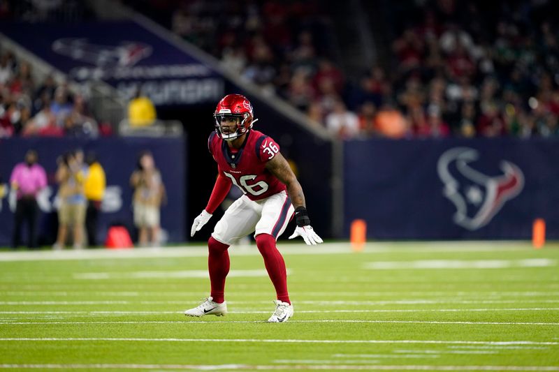 Houston Texans safety Jonathan Owens (36) lines up against the Philadelphia Eagles during an NFL football game in Houston, Thursday, Nov. 3, 2022. (AP Photo/Tony Gutierrez)