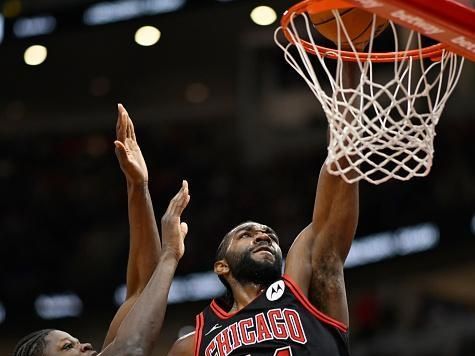 CHICAGO, ILLINOIS - DECEMBER 30: Patrick Williams #44 of the Chicago Bulls dunks against the Philadelphia 76ers during the second half at the United Center on December 30, 2023 in Chicago, Illinois.  NOTE TO USER: User expressly acknowledges and agrees that, by downloading and or using this photograph, User is consenting to the terms and conditions of the Getty Images License Agreement.  (Photo by Quinn Harris/Getty Images)