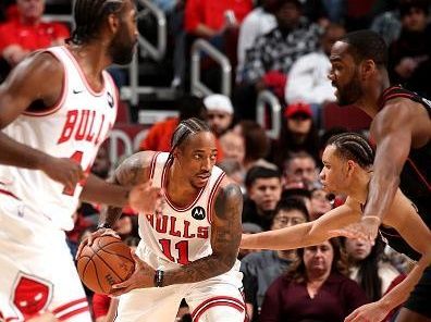 CHICAGO, IL - NOVEMBER 12: DeMar DeRozan #11 of the Chicago Bulls handles the ball during the game against the Detroit Pistons on November 12, 2023 at United Center in Chicago, Illinois. NOTE TO USER: User expressly acknowledges and agrees that, by downloading and or using this photograph, User is consenting to the terms and conditions of the Getty Images License Agreement. Mandatory Copyright Notice: Copyright 2023 NBAE (Photo by Gary Dineen/NBAE via Getty Images)