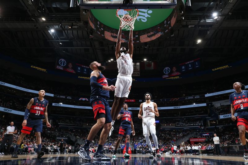 WASHINGTON, DC -? OCTOBER 26: Evan Mobley #4 of the Cleveland Cavaliers dunks the ball during the game against the Washington Wizards on October 26, 2024 at Capital One Arena in Washington, DC. NOTE TO USER: User expressly acknowledges and agrees that, by downloading and or using this Photograph, user is consenting to the terms and conditions of the Getty Images License Agreement. Mandatory Copyright Notice: Copyright 2024 NBAE (Photo by Stephen Gosling/NBAE via Getty Images)