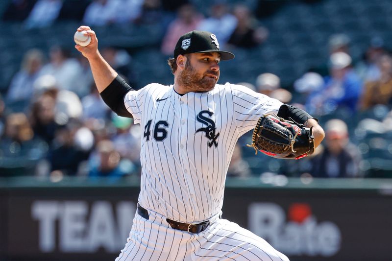 May 24, 2025; Chicago, Illinois, USA; Chicago White Sox starting pitcher Bryse Wilson (46) delivers a pitch against the Texas Rangers during the first inning at Rate Field. Mandatory Credit: Kamil Krzaczynski-Imagn Images