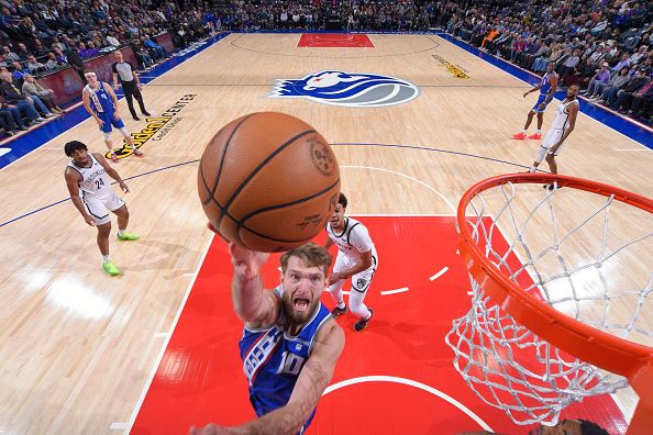 SACRAMENTO, CA - DECEMBER 11: Domantas Sabonis #10 of the Sacramento Kings drives to the basket during the game against the Brooklyn Nets on December 11, 2023 at Golden 1 Center in Sacramento, California. NOTE TO USER: User expressly acknowledges and agrees that, by downloading and or using this Photograph, user is consenting to the terms and conditions of the Getty Images License Agreement. Mandatory Copyright Notice: Copyright 2023 NBAE (Photo by Rocky Widner/NBAE via Getty Images)