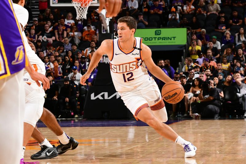 Phoenix Suns vs. Los Angeles Lakers: Kevin Durant's Stellar Performance Sets Stage for Epic Show...