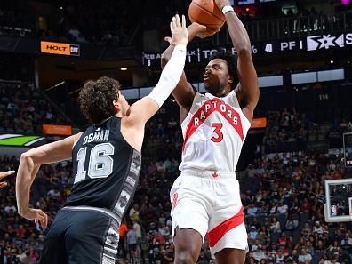 SAN ANTONIO, TX - NOVEMBER 5: OG Anunoby #3 of the Toronto Raptors shoots the ball during the game against the San Antonio Spurs on November 5, 2023 at the Frost Bank Center in San Antonio, Texas. NOTE TO USER: User expressly acknowledges and agrees that, by downloading and or using this photograph, user is consenting to the terms and conditions of the Getty Images License Agreement. Mandatory Copyright Notice: Copyright 2023 NBAE (Photos by Michael Gonzales/NBAE via Getty Images)