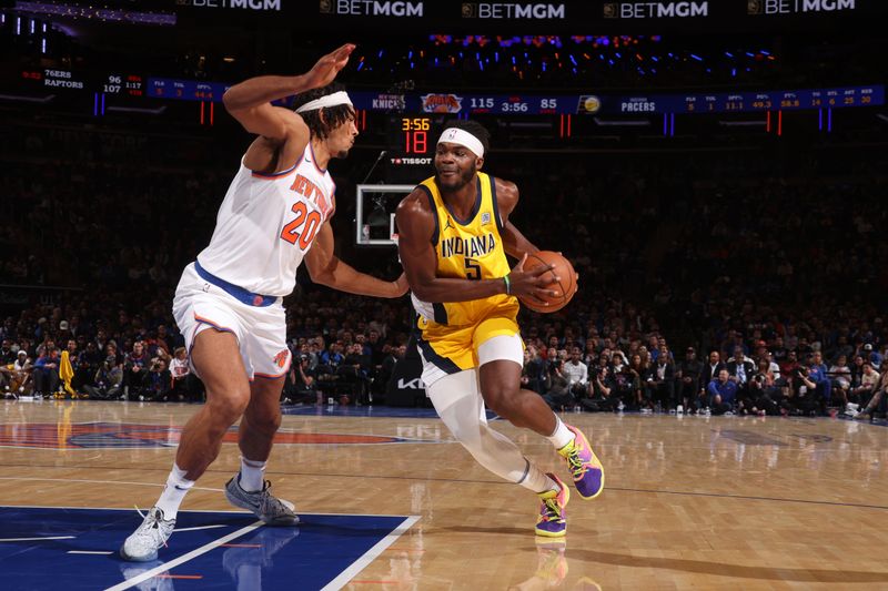 NEW YORK, NY - OCTOBER 25: Jarace Walker #5 of the Indiana Pacers drives to the basket during the game against the New York Knicks on October 25, 2024 at Madison Square Garden in New York City, New York.  NOTE TO USER: User expressly acknowledges and agrees that, by downloading and or using this photograph, User is consenting to the terms and conditions of the Getty Images License Agreement. Mandatory Copyright Notice: Copyright 2024 NBAE  (Photo by David L. Nemec/NBAE via Getty Images)