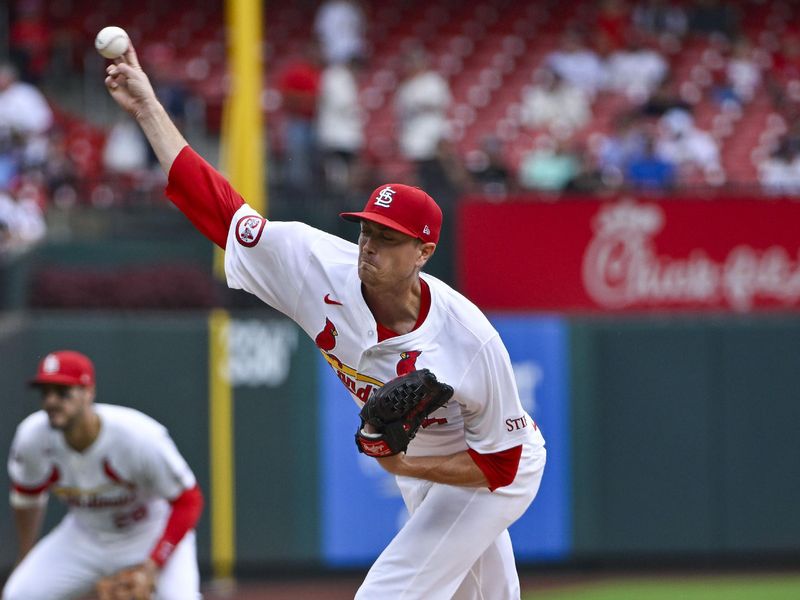 Jun 26, 2024; St. Louis, Missouri, USA;  St. Louis Cardinals starting pitcher Kyle Gibson (44) pitches against the Atlanta Braves during the first inning at Busch Stadium. Mandatory Credit: Jeff Curry-USA TODAY Sports