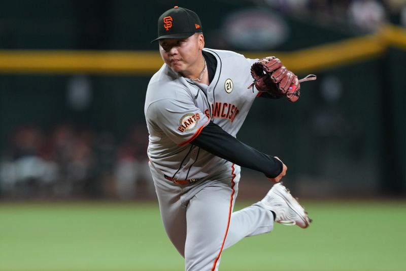 Giants' Lone Run Overshadowed by Diamondbacks' Sixth-Inning Avalanche at Chase Field
