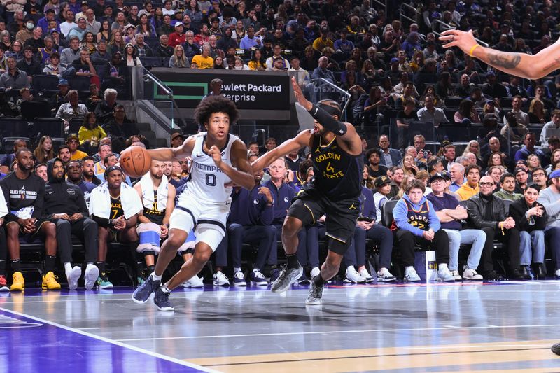 SAN FRANCISCO, CA - NOVEMBER 15: Jaylen Wells #0 of the Memphis Grizzlies drives to the basket during the game against the Golden State Warriors during the Emirates NBA Cup game on November 15, 2024 at Chase Center in San Francisco, California. NOTE TO USER: User expressly acknowledges and agrees that, by downloading and or using this photograph, user is consenting to the terms and conditions of Getty Images License Agreement. Mandatory Copyright Notice: Copyright 2024 NBAE (Photo by Noah Graham/NBAE via Getty Images)