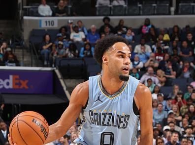 MEMPHIS, TN - NOVEMBER 8: Jacob Gilyard #0 of the Memphis Grizzlies drives to the basket during the game against the Miami Heat on November 8, 2023 at FedExForum in Memphis, Tennessee. NOTE TO USER: User expressly acknowledges and agrees that, by downloading and or using this photograph, User is consenting to the terms and conditions of the Getty Images License Agreement. Mandatory Copyright Notice: Copyright 2023 NBAE (Photo by Joe Murphy/NBAE via Getty Images)