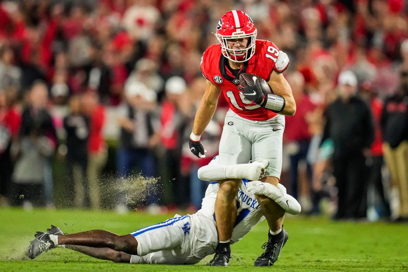 Oct 7, 2023; Athens, Georgia, USA; Georgia Bulldogs tight end Brock Bowers (19) runs after a catch against the Kentucky Wildcats at Sanford Stadium. Mandatory Credit: Dale Zanine-USA TODAY Sports