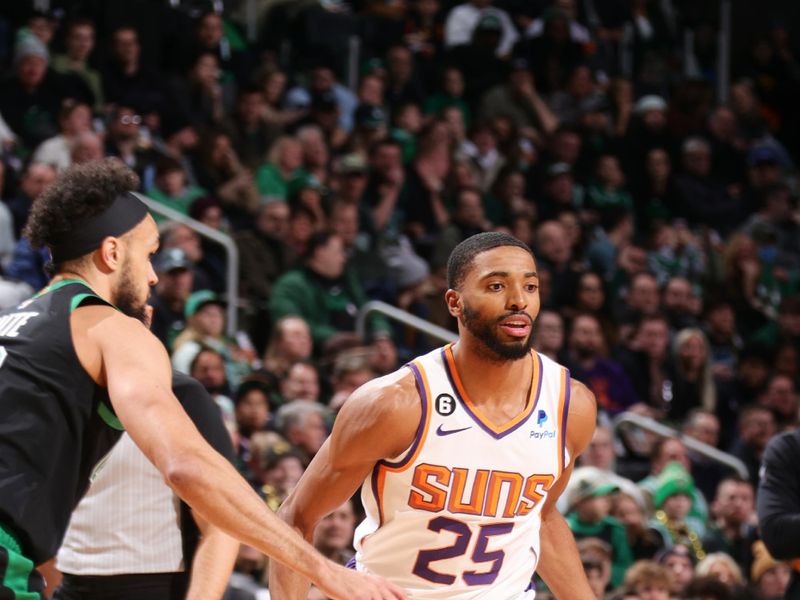 BOSTON, MA - FEBRUARY 3: Mikal Bridges #25 of the Phoenix Suns drives to the basket during the game against the Boston Celtics on February 3, 2023 at TD Garden in Boston, Massachusetts.  NOTE TO USER: User expressly acknowledges and agrees that, by downloading and or using this photograph, User is consenting to the terms and conditions of the Getty Images License Agreement. Mandatory Copyright Notice: Copyright 2022 NBAE  (Photo by Nathaniel S. Butler/NBAE via Getty Images)