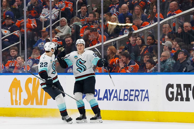 Jan 18, 2024; Edmonton, Alberta, CAN; The Seattle Kraken celebrate a goal scored by Seattle Kraken forward Eeli Tolvannen (20) during the first period against the Edmonton Oilers at Rogers Place. Mandatory Credit: Perry Nelson-USA TODAY Sports