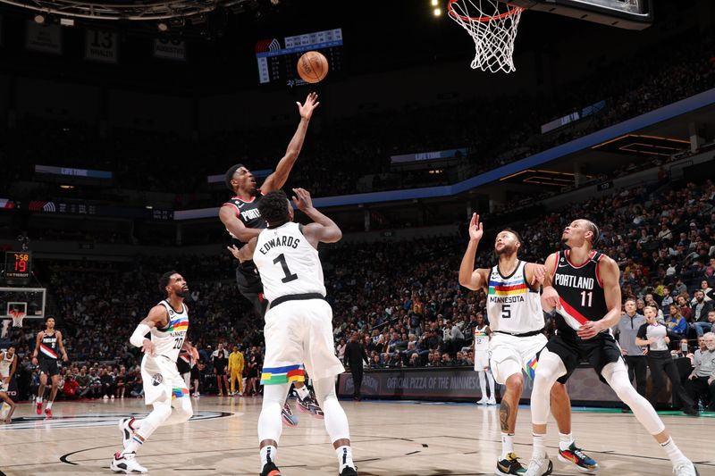 MINNEAPOLIS, MN -  APRIL 2: Jeenathan Williams #23 of the Portland Trail Blazers drives to the basket during the game against the Minnesota Timberwolves on April 2, 2023 at Target Center in Minneapolis, Minnesota. NOTE TO USER: User expressly acknowledges and agrees that, by downloading and or using this Photograph, user is consenting to the terms and conditions of the Getty Images License Agreement. Mandatory Copyright Notice: Copyright 2023 NBAE (Photo by David Sherman/NBAE via Getty Images)