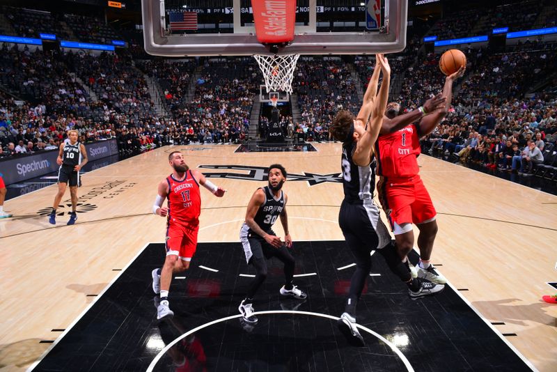 SAN ANTONIO, TX - FEBRUARY 2: Zion Williamson #1 of the New Orleans Pelicans drives to the basket during the game against the San Antonio Spurs on February 2, 2024 at the Frost Bank Center in San Antonio, Texas. NOTE TO USER: User expressly acknowledges and agrees that, by downloading and or using this photograph, user is consenting to the terms and conditions of the Getty Images License Agreement. Mandatory Copyright Notice: Copyright 2024 NBAE (Photos by Barry Gossage/NBAE via Getty Images)