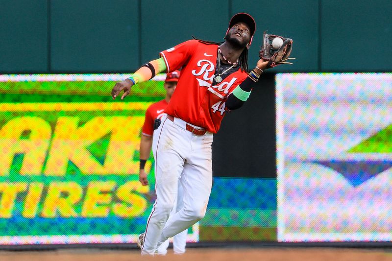 Sep 5, 2024; Cincinnati, Ohio, USA; Cincinnati Reds shortstop Elly De La Cruz (44) catches a pop up hit by Houston Astros shortstop Jeremy Pena (not pictured) in the ninth inning at Great American Ball Park. Mandatory Credit: Katie Stratman-Imagn Images