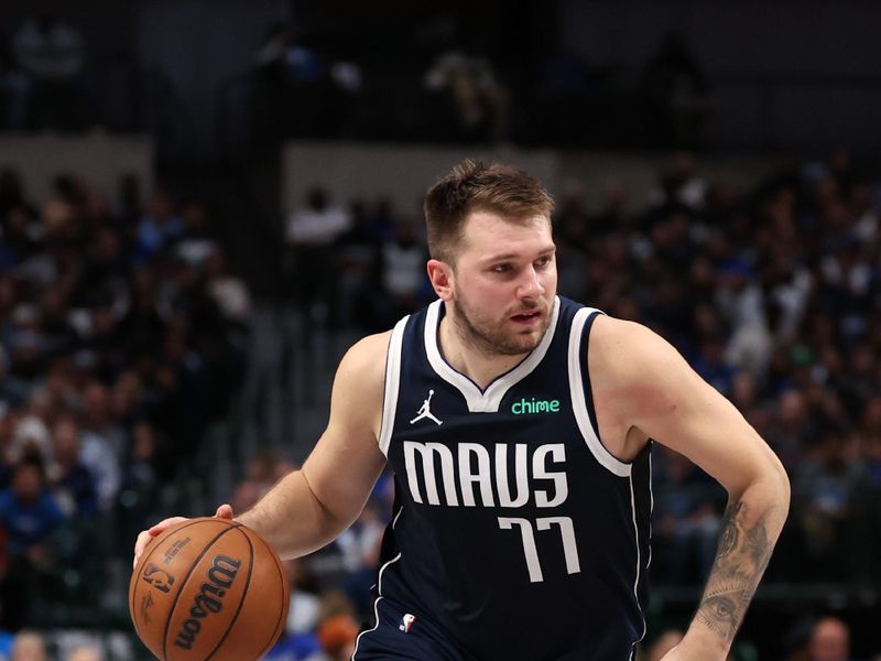 DALLAS, TEXAS - NOVEMBER 08: Luka Doncic #77 of the Dallas Mavericks controls the ball during the first half \V at American Airlines Center on November 08, 2024 in Dallas, Texas. NOTE TO USER: User expressly acknowledges and agrees that, by downloading and or using this photograph, User is consenting to the terms and conditions of the Getty Images License Agreement. (Photo by Sam Hodde/Getty Images)