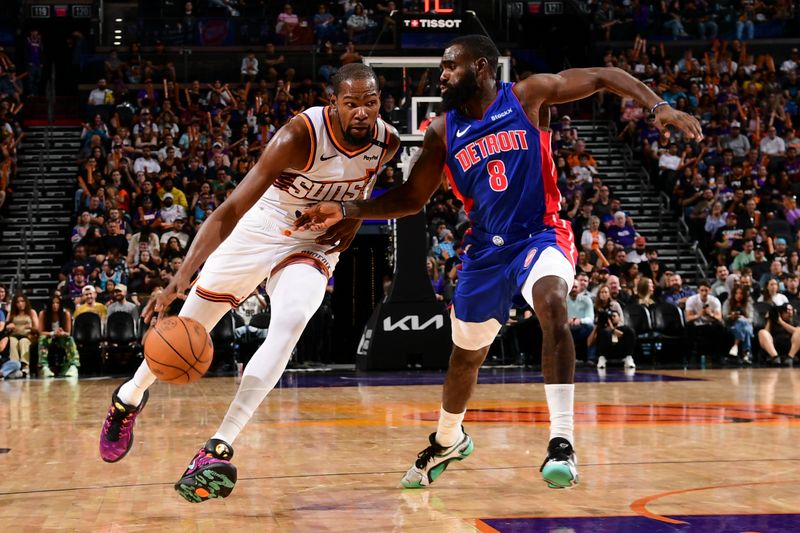 PHOENIX, AZ - OCTOBER 11: Kevin Durant #35 of the Phoenix Suns drives to the basket during the game on October 11, 2024 at Footprint Center in Phoenix, Arizona. NOTE TO USER: User expressly acknowledges and agrees that, by downloading and or using this photograph, user is consenting to the terms and conditions of the Getty Images License Agreement. Mandatory Copyright Notice: Copyright 2024 NBAE (Photo by Kate Frese/NBAE via Getty Images)