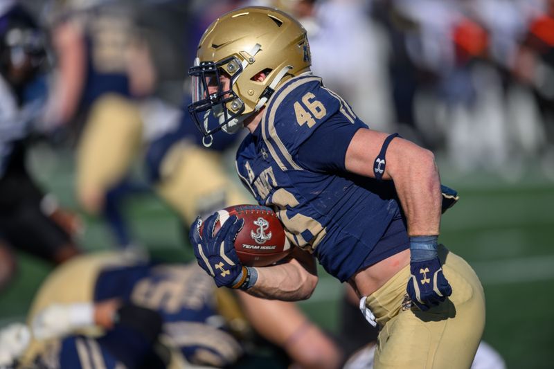 Nov 18, 2023; Annapolis, Maryland, USA; Navy Midshipmen fullback Alex Tecza (46) runs the ball during the third quarter against the East Carolina Pirates at Navy-Marine Corps Memorial Stadium. Mandatory Credit: Reggie Hildred-USA TODAY Sports