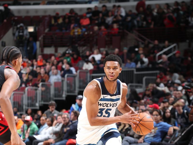 CHICAGO, IL - NOVEMBER 7: PJ Dozier #35 of the Minnesota Timberwolves handles the ball during the game against the Chicago Bulls on November 7, 2024 at United Center in Chicago, Illinois. NOTE TO USER: User expressly acknowledges and agrees that, by downloading and or using this photograph, User is consenting to the terms and conditions of the Getty Images License Agreement. Mandatory Copyright Notice: Copyright 2024 NBAE (Photo by Jeff Haynes/NBAE via Getty Images)