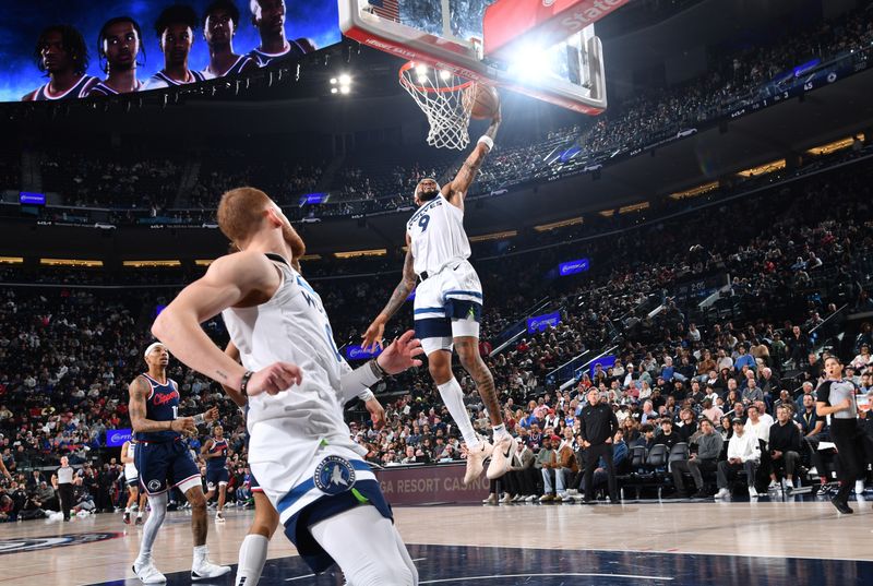 INGLEWOOD, CA - DECEMBER 4:  Nickeil Alexander-Walker #9 of the Minnesota Timberwolves dunks the ball during the game against the LA Clippers during a regular season game on December 4, 2024 at Intuit Dome in Los Angeles, California. NOTE TO USER: User expressly acknowledges and agrees that, by downloading and/or using this Photograph, user is consenting to the terms and conditions of the Getty Images License Agreement. Mandatory Copyright Notice: Copyright 2024 NBAE (Photo by Juan Ocampo/NBAE via Getty Images)