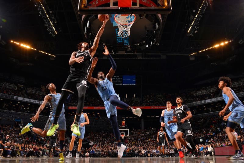 BROOKLYN, NY - NOVEMBER 4: Nicolas Claxton #33 of the Brooklyn Nets drives to the basket during the game against the Memphis Grizzlies on November 4, 2024 at Barclays Center in Brooklyn, New York. NOTE TO USER: User expressly acknowledges and agrees that, by downloading and or using this Photograph, user is consenting to the terms and conditions of the Getty Images License Agreement. Mandatory Copyright Notice: Copyright 2024 NBAE (Photo by Jesse D. Garrabrant/NBAE via Getty Images)