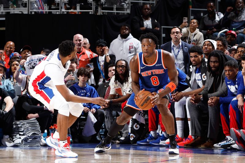 DETROIT, MI - APRIL 27: OG Anunoby #8 of the New York Knicks handles the ball during the game against the Detroit Pistons during Round 1 Game 4 of the 2025 NBA Playoffs on April 27, 2025 at Little Caesars Arena in Detroit, Michigan. NOTE TO USER: User expressly acknowledges and agrees that, by downloading and/or using this photograph, User is consenting to the terms and conditions of the Getty Images License Agreement. Mandatory Copyright Notice: Copyright 2025 NBAE (Photo by Brian Sevald/NBAE via Getty Images)