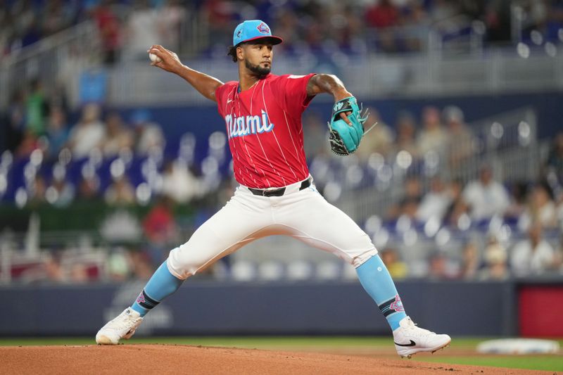 Aug 10, 2024; Miami, Florida, USA;  Miami Marlins starting pitcher Roddery Muñoz (71) pitches against the San Diego Padres in the first inning at loanDepot Park. Mandatory Credit: Jim Rassol-USA TODAY Sports