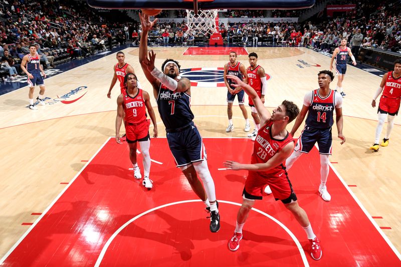 WASHINGTON, DC -? APRIL 9: Jordan Goodwin #7 of the Washington Wizards drives to the basket against the Houston Rockets on April 9, 2023 at Capital One Arena in Washington, DC. NOTE TO USER: User expressly acknowledges and agrees that, by downloading and or using this Photograph, user is consenting to the terms and conditions of the Getty Images License Agreement. Mandatory Copyright Notice: Copyright 2023 NBAE (Photo by Stephen Gosling/NBAE via Getty Images)