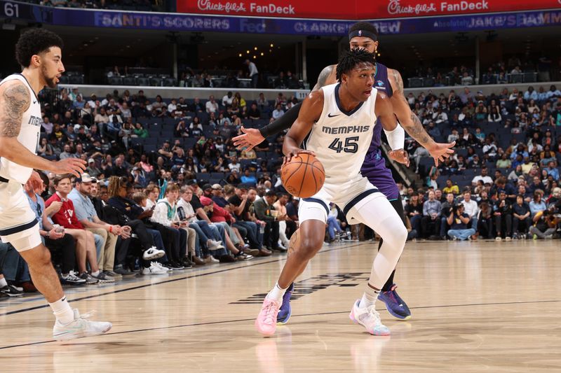 MEMPHIS, TN - MARCH 13: GG Jackson #45 of the Memphis Grizzlies dribbles the ball during the game against the Charlotte Hornets on March 13, 2024 at FedExForum in Memphis, Tennessee. NOTE TO USER: User expressly acknowledges and agrees that, by downloading and or using this photograph, User is consenting to the terms and conditions of the Getty Images License Agreement. Mandatory Copyright Notice: Copyright 2024 NBAE (Photo by Joe Murphy/NBAE via Getty Images)