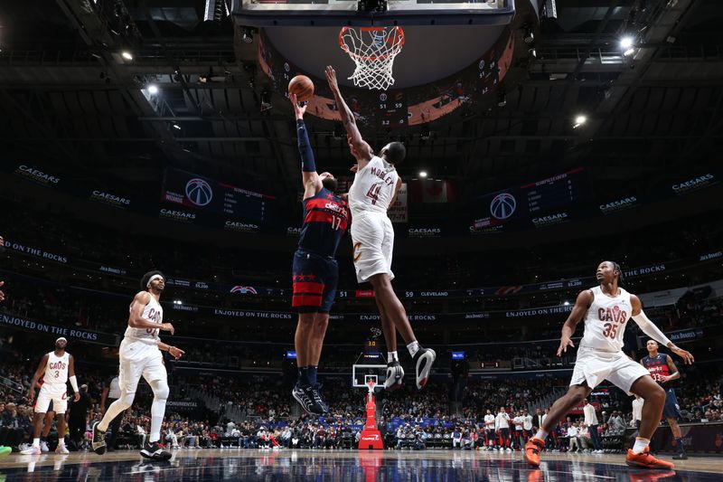 WASHINGTON, DC -? OCTOBER 26: Jonas Valanciunas #17 of the Washington Wizards drives to the basket during the game against the Cleveland Cavaliers on October 26, 2024 at Capital One Arena in Washington, DC. NOTE TO USER: User expressly acknowledges and agrees that, by downloading and or using this Photograph, user is consenting to the terms and conditions of the Getty Images License Agreement. Mandatory Copyright Notice: Copyright 2024 NBAE (Photo by Stephen Gosling/NBAE via Getty Images)