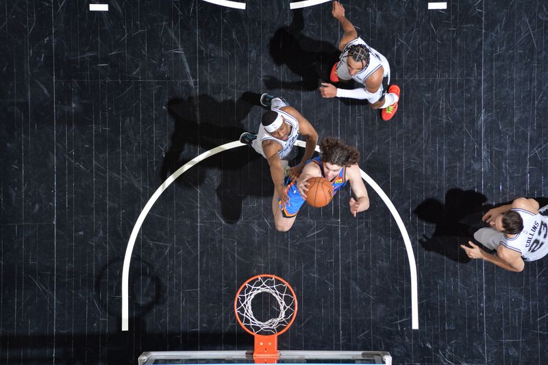 SAN ANTONIO, TX - FEBRUARY 29: Josh Giddey #3 of the Oklahoma City Thunder shoots the ball during the game against the San Antonio Spurs on February 29, 2024 at the Frost Bank Center in San Antonio, Texas. NOTE TO USER: User expressly acknowledges and agrees that, by downloading and or using this photograph, user is consenting to the terms and conditions of the Getty Images License Agreement. Mandatory Copyright Notice: Copyright 2024 NBAE (Photos by Michael Gonzales/NBAE via Getty Images)