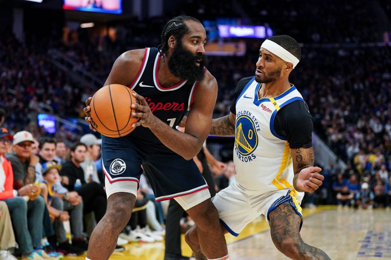 SAN FRANCISCO, CA - OCTOBER 27: James Harden #1 of the Los Angeles Clippers dribbles the ball in the third quarter against Gary Payton III #0 of the Golden State Warriors at Chase Center on October 27, 2024 in San Francisco, California. NOTE TO USER: User expressly acknowledges and agrees that, by downloading and or using this photograph, User is consenting to the terms and conditions of the Getty Images License Agreement. (Photo by Kavin Mistry/Getty Images)