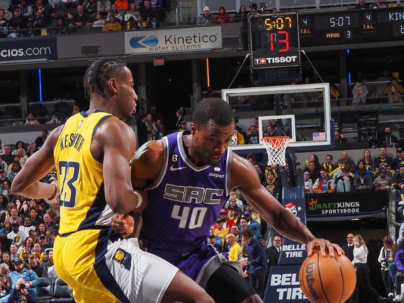 INDIANAPOLIS, IN - FEBUARY 3:  Harrison Barnes #40 of the Sacramento Kings drives to the basket during the game on Febuary 3, 2023 at Gainbridge Fieldhouse in Indianapolis, Indiana. NOTE TO USER: User expressly acknowledges and agrees that, by downloading and or using this Photograph, user is consenting to the terms and conditions of the Getty Images License Agreement. Mandatory Copyright Notice: Copyright 2023 NBAE (Photo by Ron Hoskins/NBAE via Getty Images)