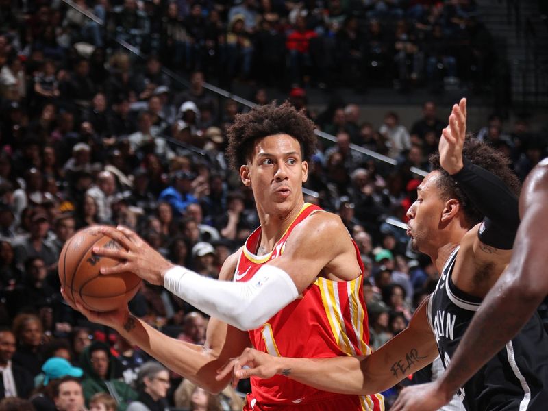 BROOKLYN, NY - MARCH 2: Jalen Johnson #1 of the Atlanta Hawks looks to pass the ball during the game against the Brooklyn Nets on March 2, 2024 at Barclays Center in Brooklyn, New York. NOTE TO USER: User expressly acknowledges and agrees that, by downloading and or using this Photograph, user is consenting to the terms and conditions of the Getty Images License Agreement. Mandatory Copyright Notice: Copyright 2024 NBAE (Photo by Nathaniel S. Butler/NBAE via Getty Images)